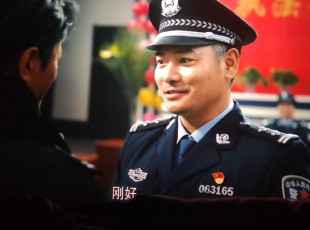 必赢亚洲开展《雅丹卫士》观影主题党日活动